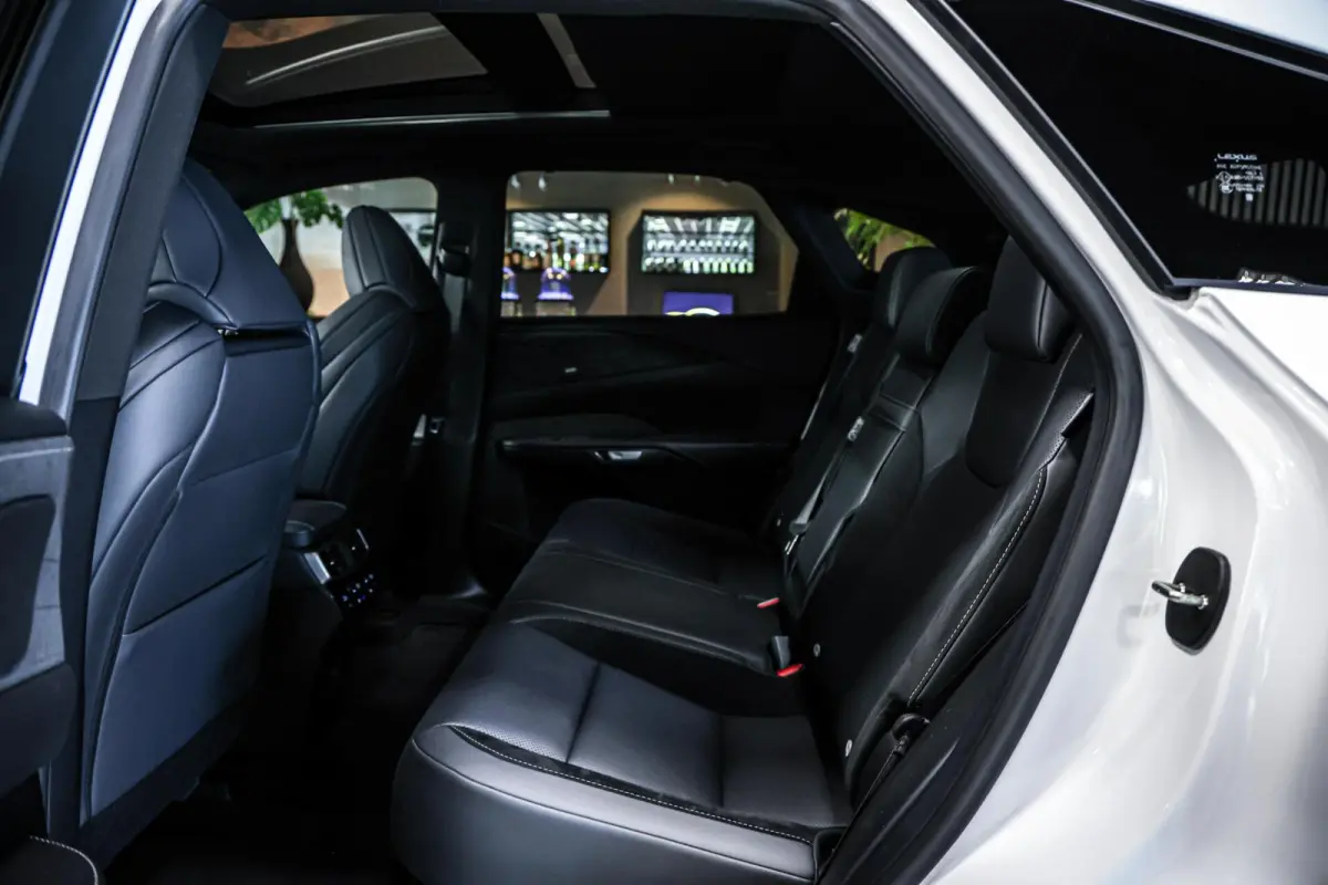 500h F Sport Line|Pano|Leer|360 Camera|Stuur/Stoelverwarming|