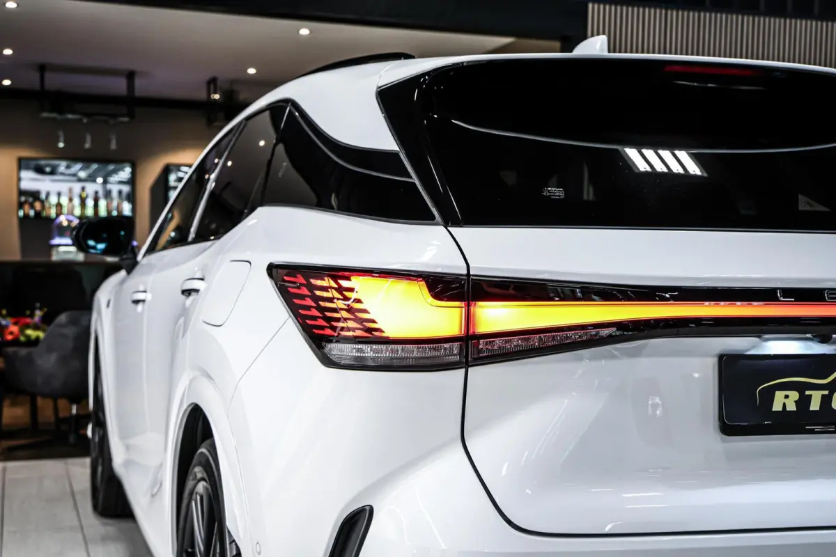 500h F Sport Line|Pano|Leer|360 Camera|Stuur/Stoelverwarming|
