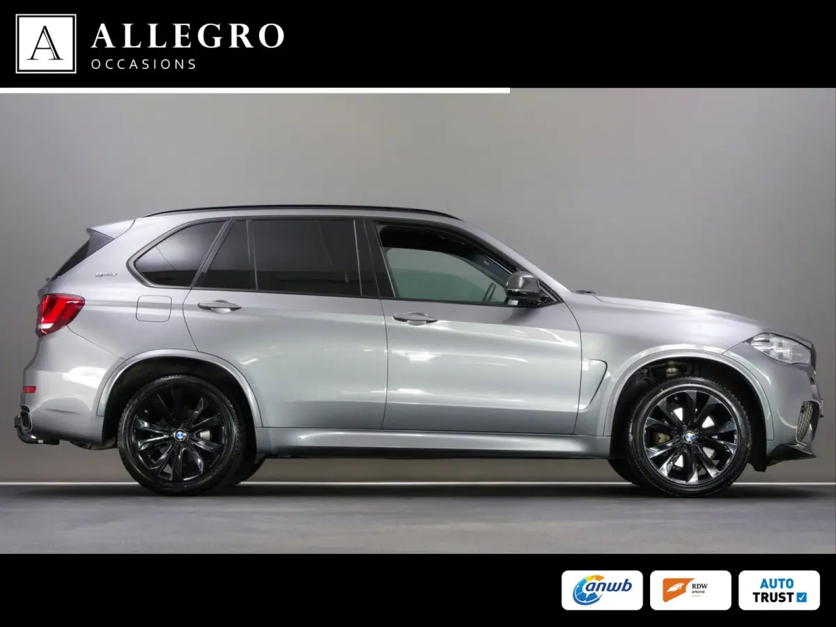 XDrive40e High Executive M-Sport (PANO, TREKHAAK, LUCHTVERING, HARMAN/KARDON-AUDIO, STOELVERWARMING, HEAD-UP, SPORTSTOELEN)