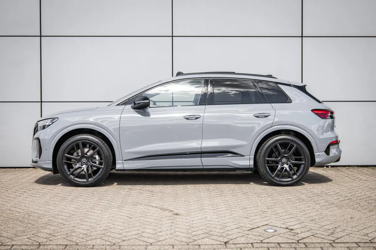 S edition 340pk quattro performance 82 kWh | Panoramadak | Head-up | S-Line Interieur