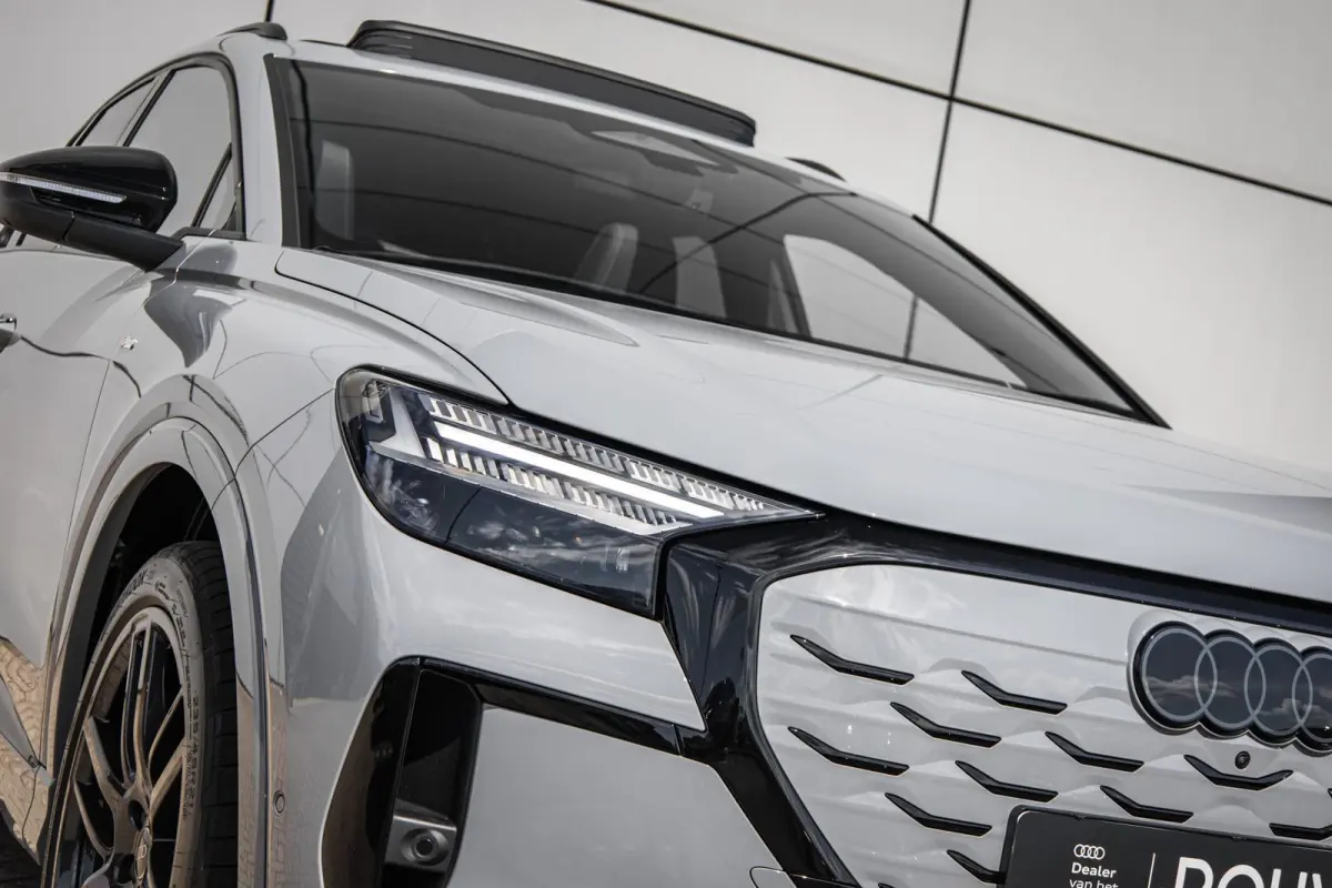 S edition 340pk quattro performance 82 kWh | Panoramadak | Head-up | S-Line Interieur