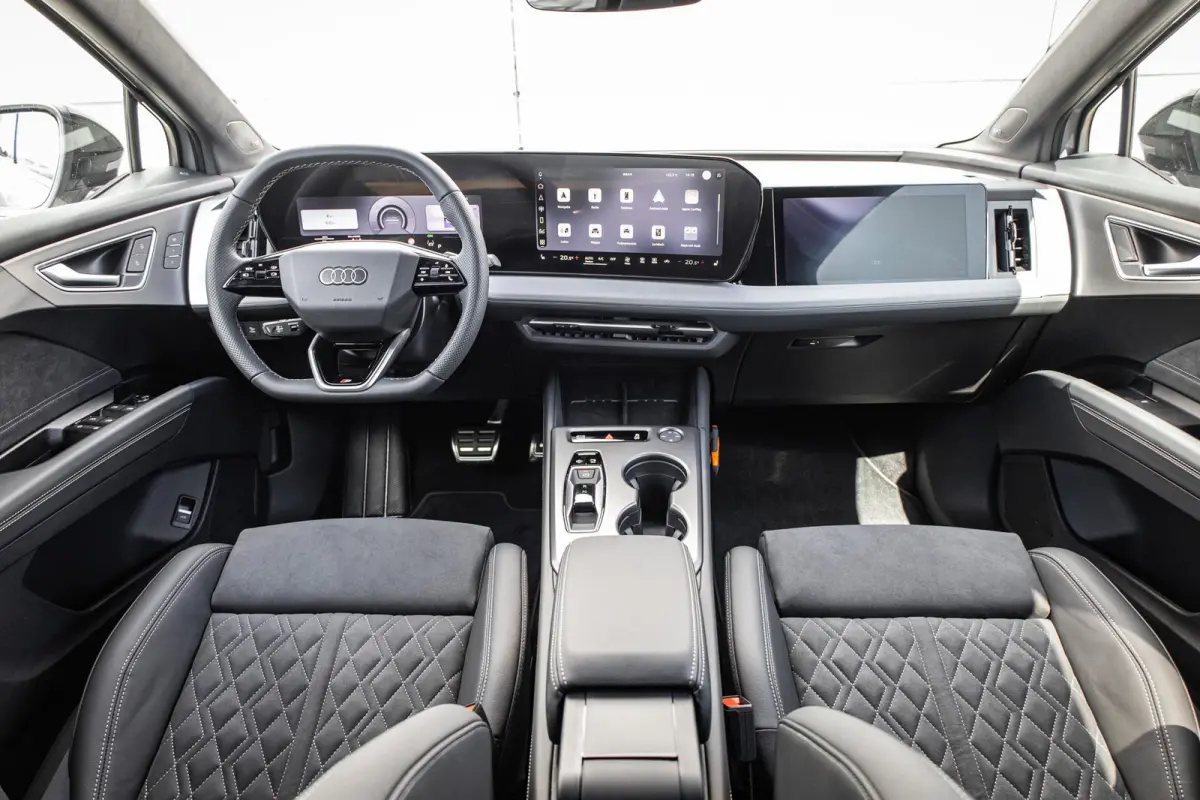 S edition 340pk quattro performance 82 kWh | Panoramadak | Head-up | S-Line Interieur