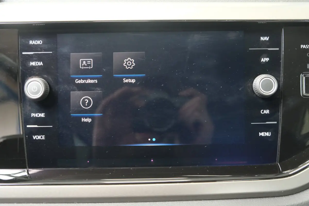 1.0 TSI R-Line Edition Automaat - N.A.P. Airco, Cruise, PDC, Camera, Carplay.