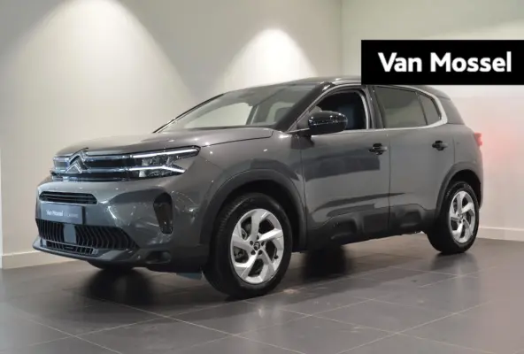 1.2 Hybrid 136 Plus - STOELVERWARMING - NAVIGATIE - NIEUW STAAT!