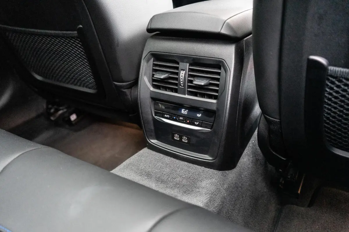 318i High Executive M-Sport Pano / Camera / Ambi