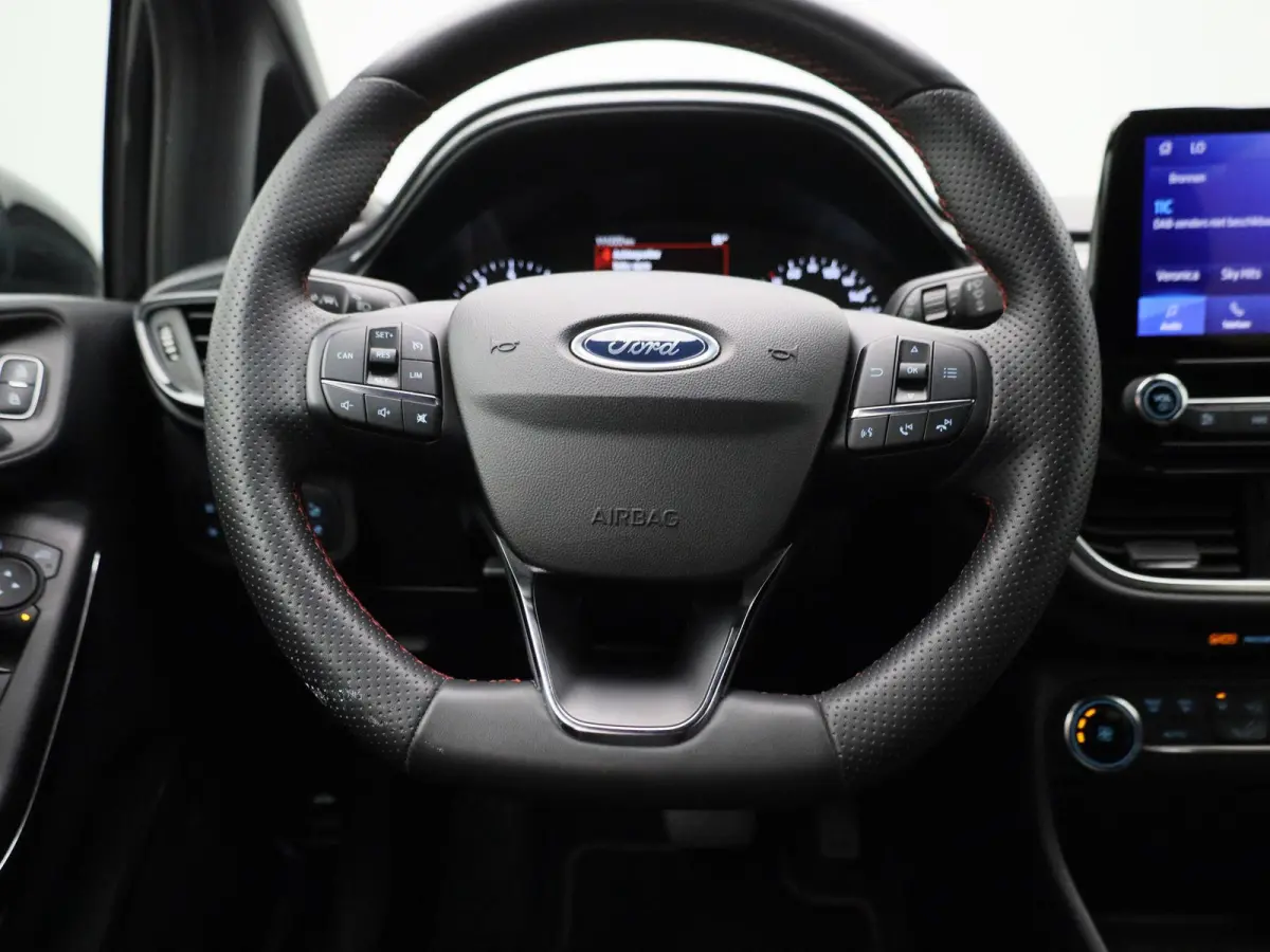1.0 EcoBoost Hybrid ST-Line X Aut. | Cruise Control | Achteruitrij Camera | B&O | Keyless Entry | Navi |