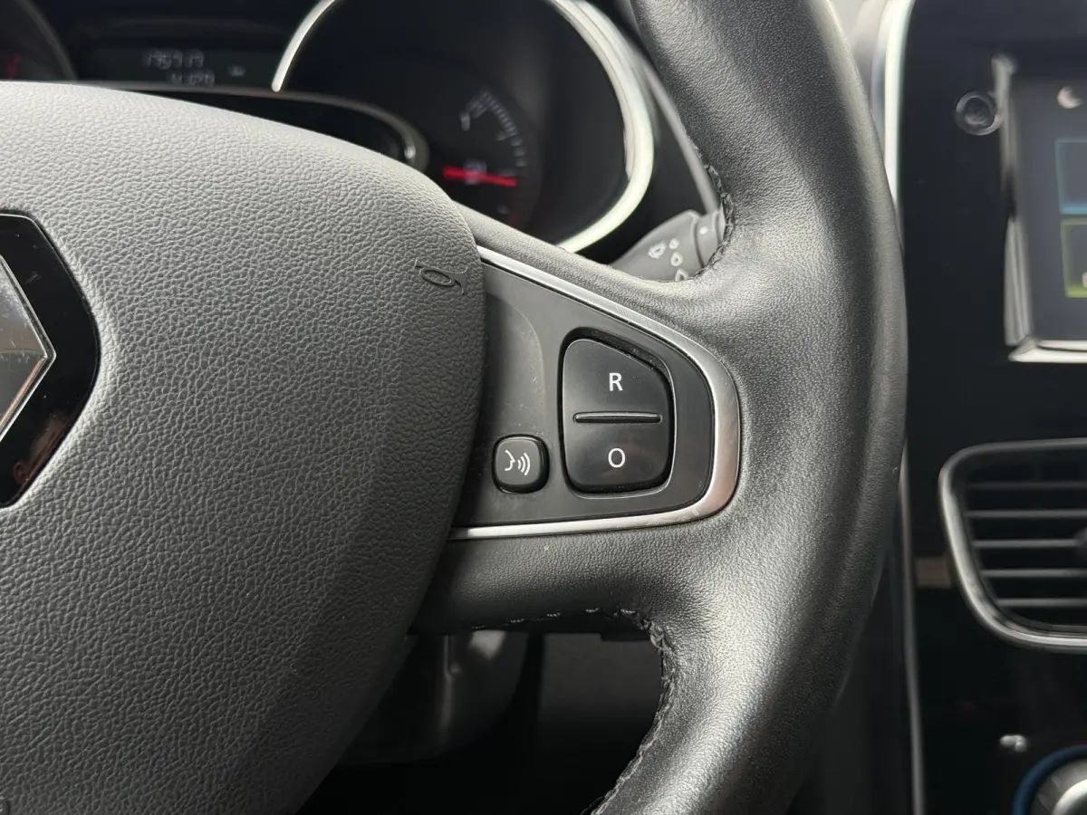 0.9 TCe Zen Airco|Cruise|Navi|Elek ramen|N.A.P|Nieuwe APK bij aflevering