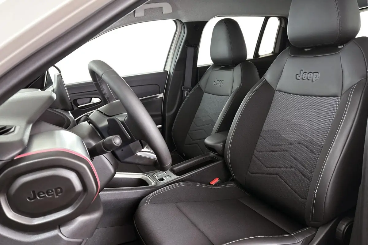 1.2 e-Hybrid Summit Adaptive Cruise Keyless JBL Full-LED