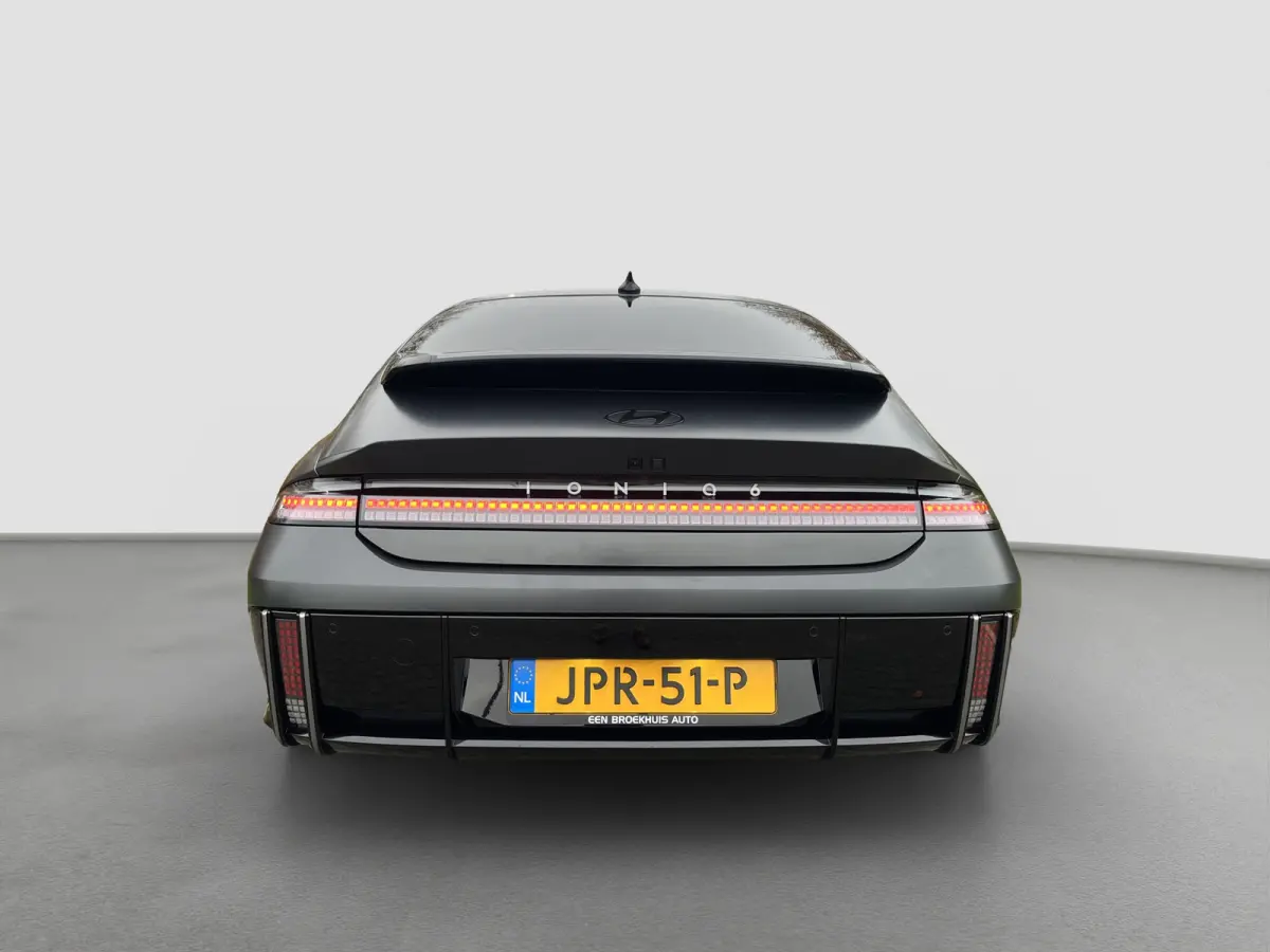 Business 77.4 kWh 229pk | Premium Audio | Adaptive cruise controle | Dodehoek detectie | Elektrische achterklep | Head-up display | 360 graden camera | Stoelverwarming | Warmtepomp | Bestuur