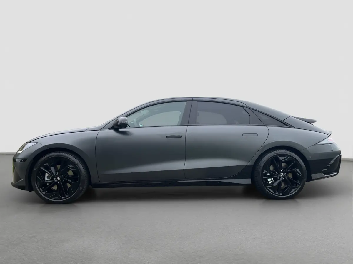 Business 77.4 kWh 229pk | Premium Audio | Adaptive cruise controle | Dodehoek detectie | Elektrische achterklep | Head-up display | 360 graden camera | Stoelverwarming | Warmtepomp | Bestuur