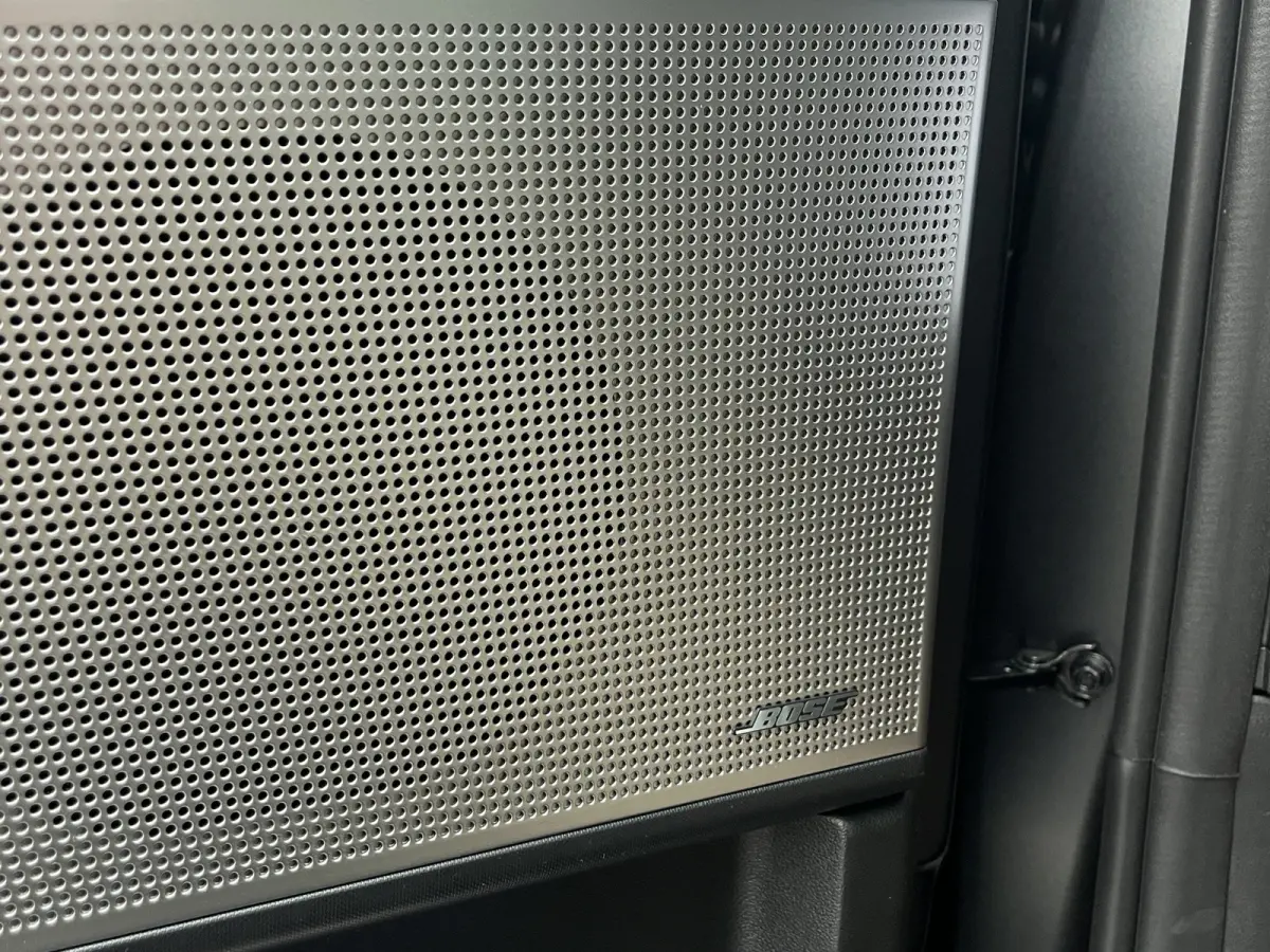 Business 77.4 kWh 229pk | Premium Audio | Adaptive cruise controle | Dodehoek detectie | Elektrische achterklep | Head-up display | 360 graden camera | Stoelverwarming | Warmtepomp | Bestuur