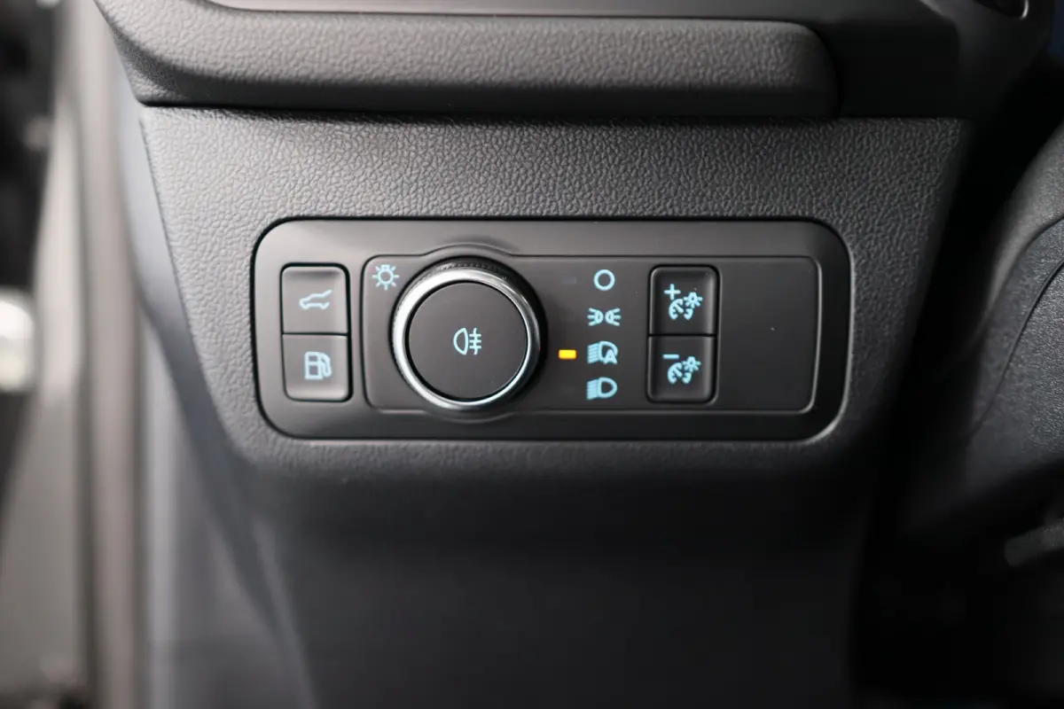 2.5 PHEV ST-Line X | Black Pack | Trekhaak | Elektrisch Panoramadak | Matrix LED | Winter Pack | B&O Audio |