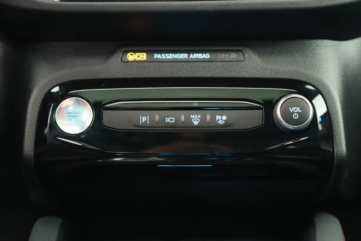 2.5 PHEV ST-Line X | Black Pack | Trekhaak | Elektrisch Panoramadak | Matrix LED | Winter Pack | B&O Audio |