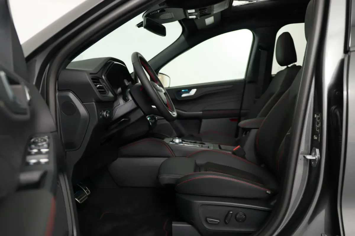 2.5 PHEV ST-Line X | Black Pack | Trekhaak | Elektrisch Panoramadak | Matrix LED | Winter Pack | B&O Audio |