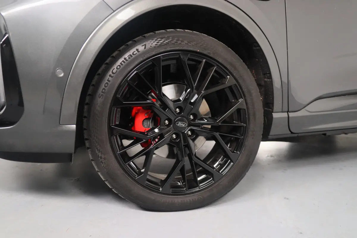 2.5 PHEV ST-Line X | Black Pack | Trekhaak | Elektrisch Panoramadak | Matrix LED | Winter Pack | B&O Audio |