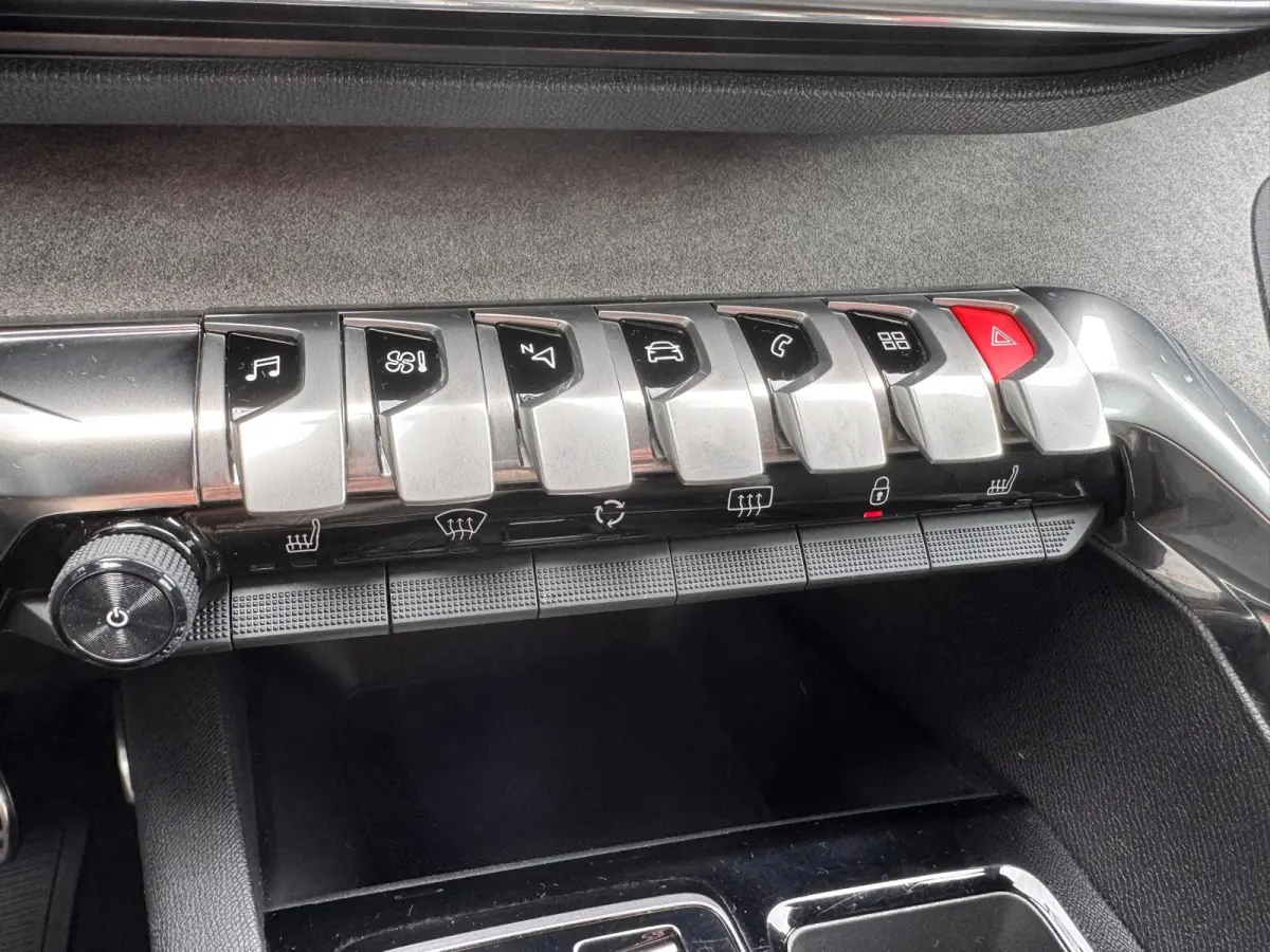 1.2 Turbo GT | 2 stoelen op derde rij | Airco (automatisch) | Apple Carplay/Android Auto|telefoonintegratie premium