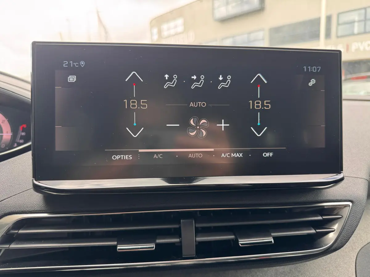 1.2 Turbo GT | 2 stoelen op derde rij | Airco (automatisch) | Apple Carplay/Android Auto|telefoonintegratie premium