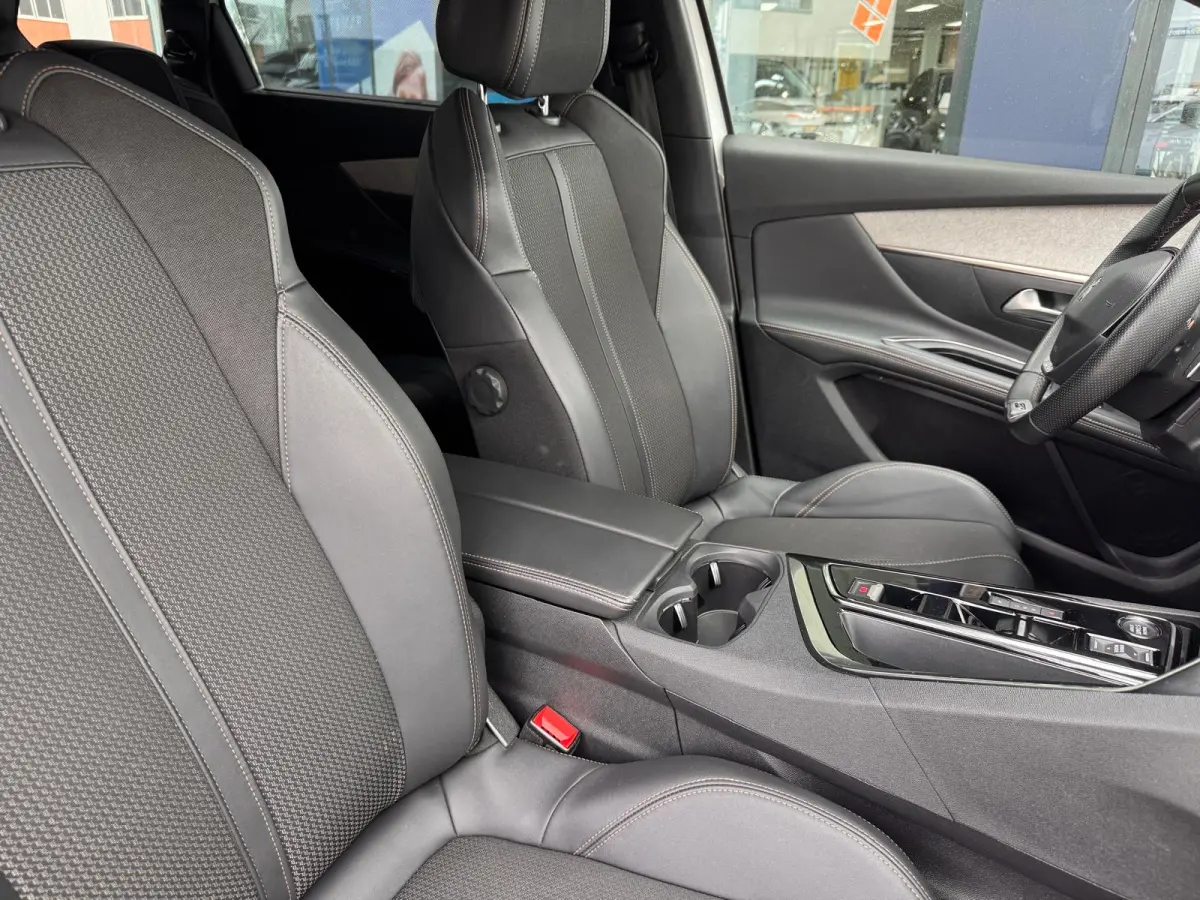 1.2 Turbo GT | 2 stoelen op derde rij | Airco (automatisch) | Apple Carplay/Android Auto|telefoonintegratie premium