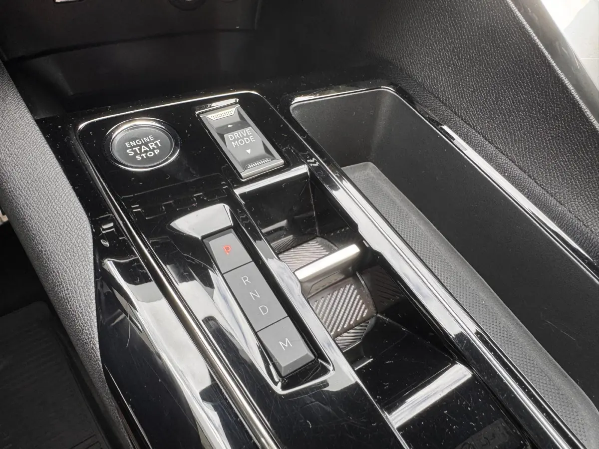 1.2 Turbo GT | 2 stoelen op derde rij | Airco (automatisch) | Apple Carplay/Android Auto|telefoonintegratie premium