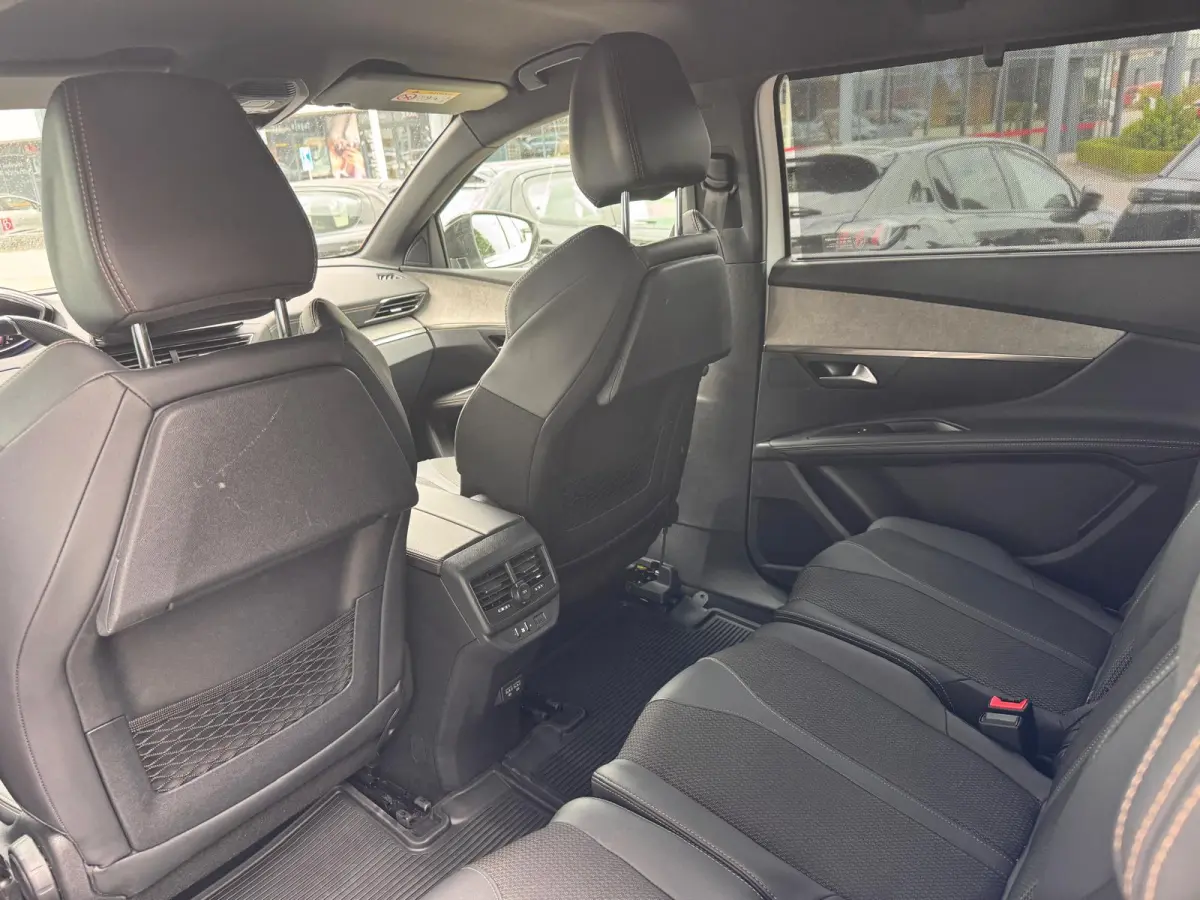1.2 Turbo GT | 2 stoelen op derde rij | Airco (automatisch) | Apple Carplay/Android Auto|telefoonintegratie premium