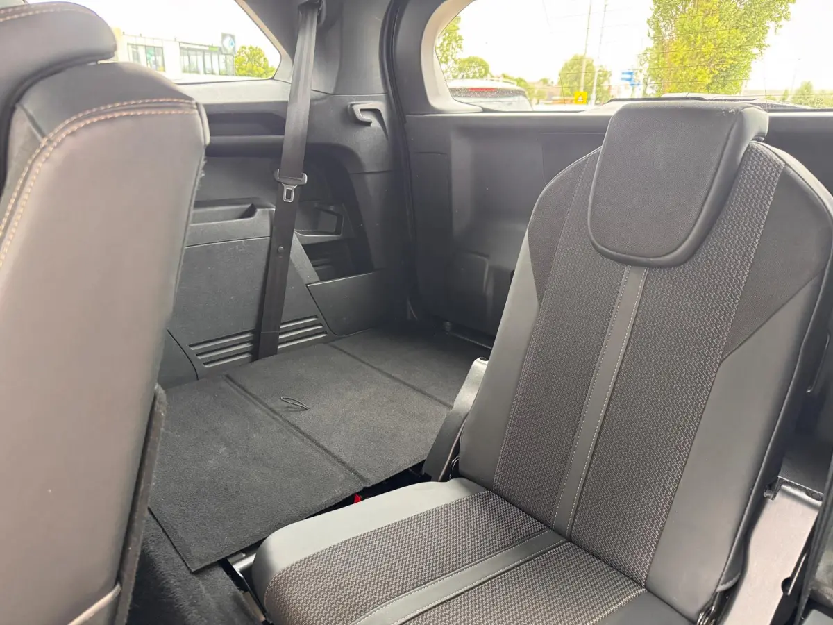 1.2 Turbo GT | 2 stoelen op derde rij | Airco (automatisch) | Apple Carplay/Android Auto|telefoonintegratie premium