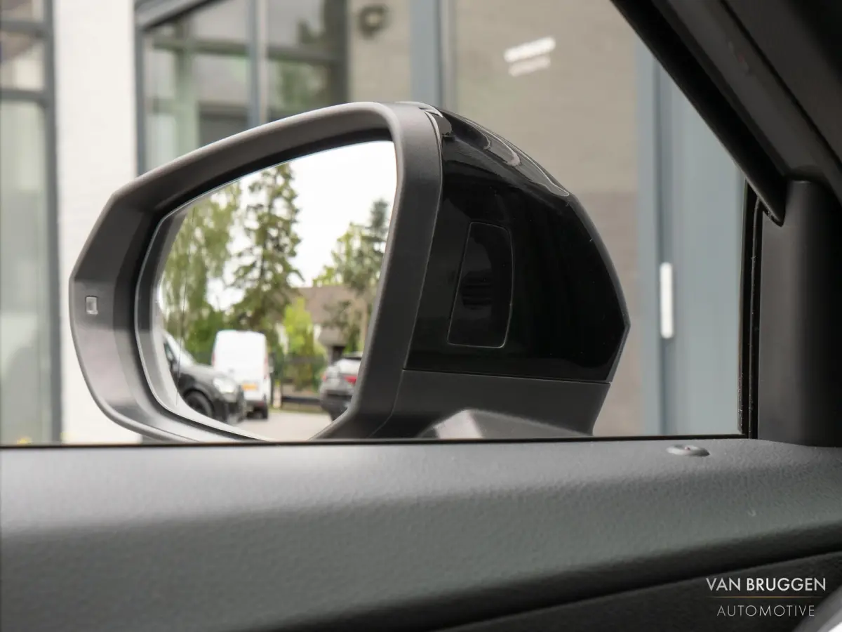 SQ2 2.0 TFSI quattro Pano Sfeer B&O Head-up Quantum Keyless