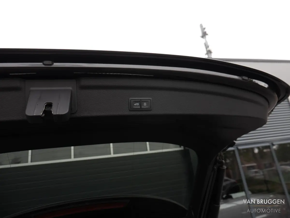 35 TFSI S-Line Pano Leer Keyless Sfeer 360 Camera Matrix