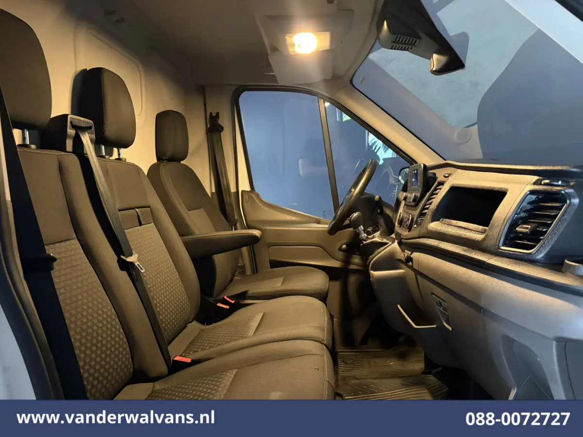 2.0 TDCI 130pk L3H2 Euro6 Airco | Cruisecontrol | Camera | Parkeersensoren Verwarmde voorruit, Bijrijdersbank
