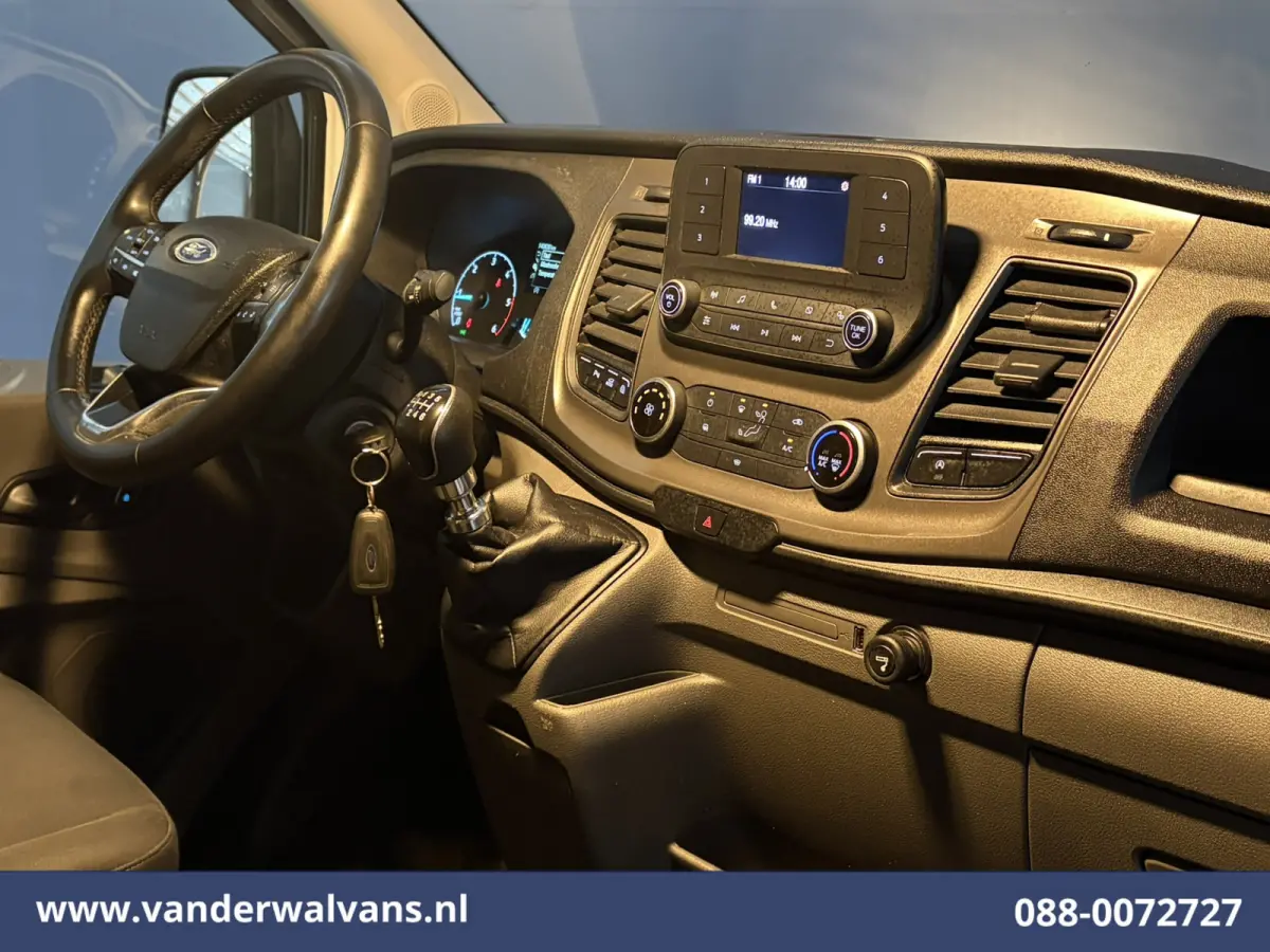 2.0 TDCI 130pk L3H2 Euro6 Airco | Cruisecontrol | Camera | PDC V+A Parkeersensoren, Verwarmde voorruit, Bijrijdersbank, Bluetooth-Telefonie