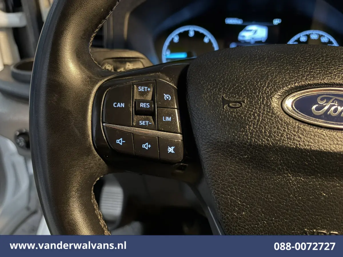2.0 TDCI 130pk L3H2 Euro6 Airco | Cruisecontrol | Camera | Parkeersensoren Verwarmde voorruit, Bijrijdersbank