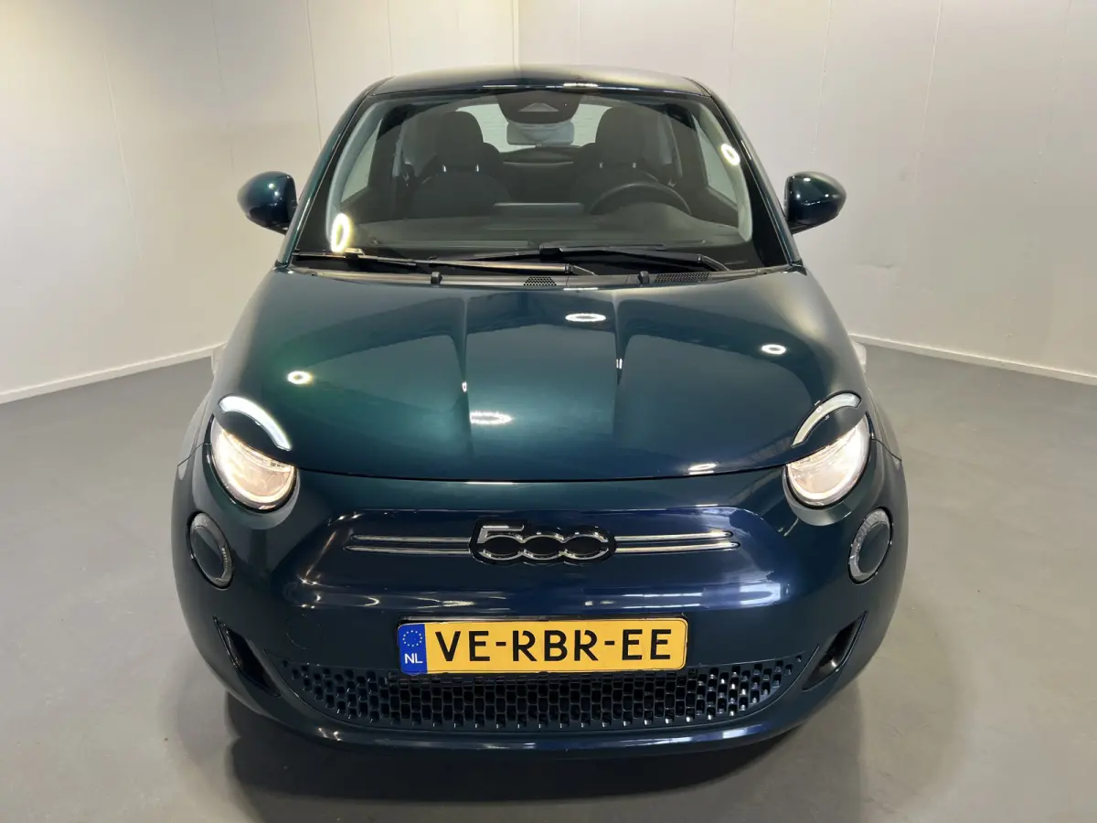 Icon 42 kWh | SoH 94.1% | Navigatie/Android/Apple Carplay | LM Velgen 16" | Cruise Control | DAB | Cruise Control | Airco |