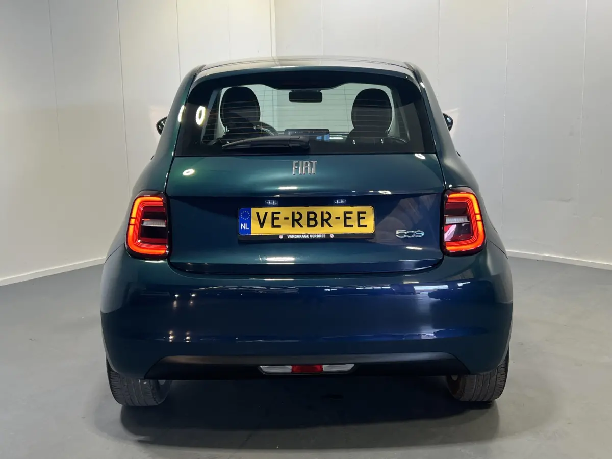 Icon 42 kWh | SoH 94.1% | Navigatie/Android/Apple Carplay | LM Velgen 16" | Cruise Control | DAB | Cruise Control | Airco |