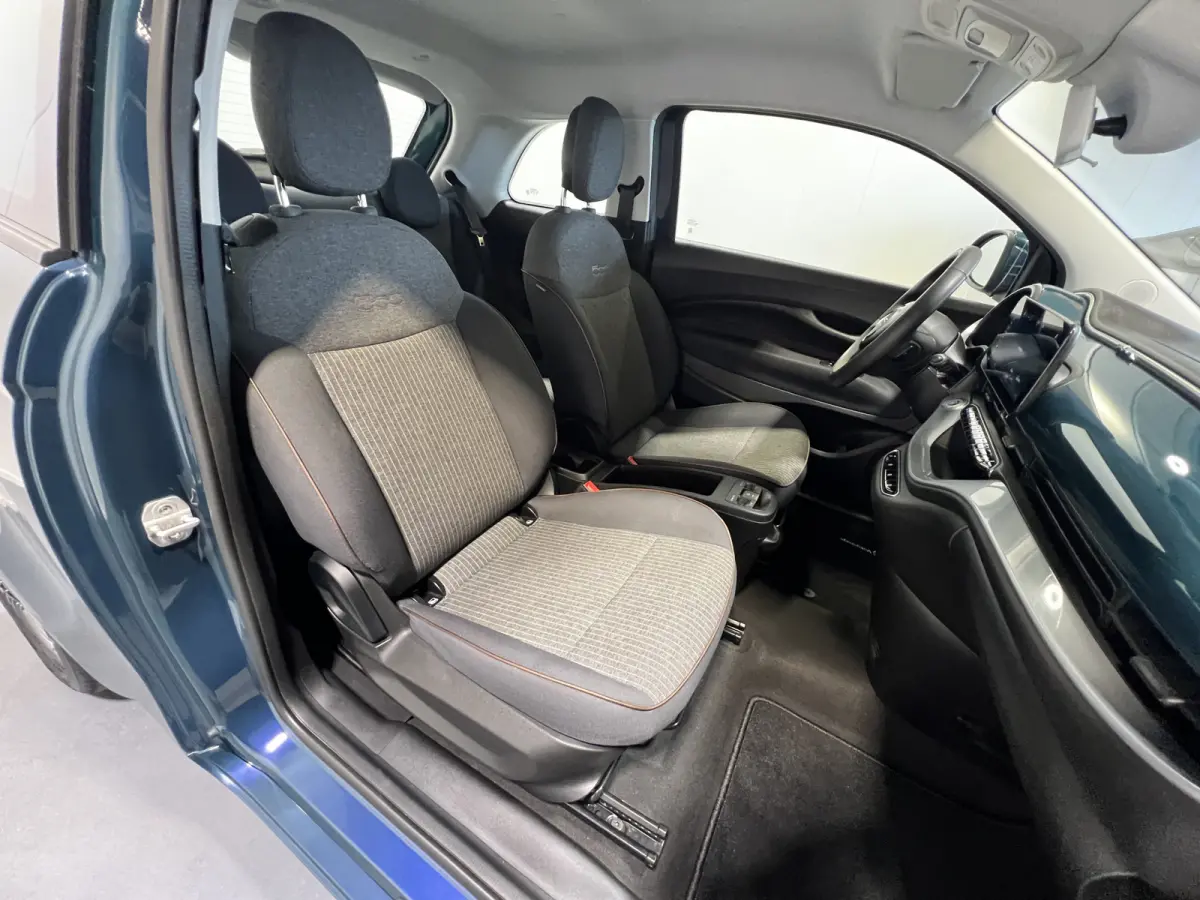 Icon 42 kWh | SoH 94.1% | Navigatie/Android/Apple Carplay | LM Velgen 16" | Cruise Control | DAB | Cruise Control | Airco |