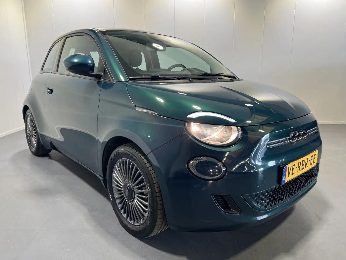 Icon 42 kWh | SoH 94.1% | Navigatie/Android/Apple Carplay | LM Velgen 16" | Cruise Control | DAB | Cruise Control | Airco |