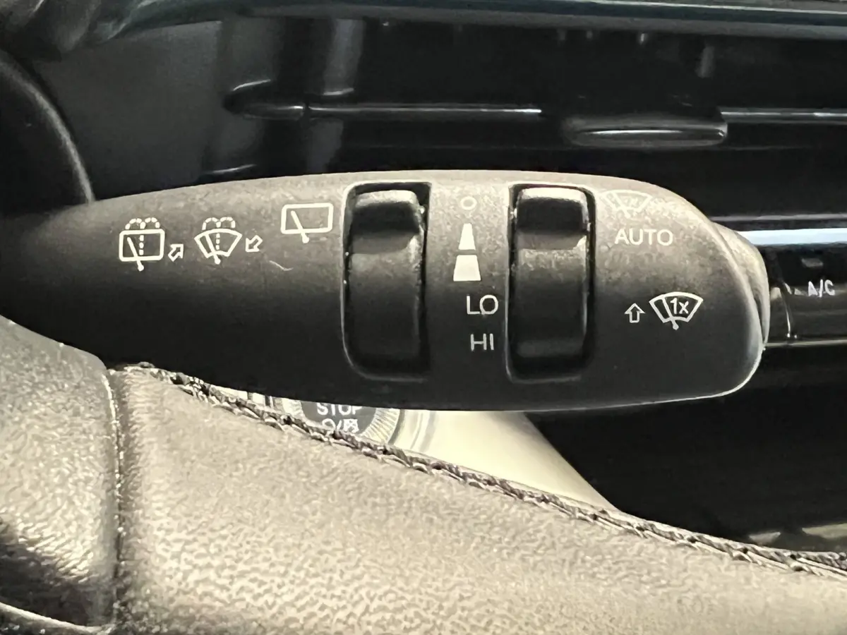 Icon 42 kWh | SoH 94.1% | Navigatie/Android/Apple Carplay | LM Velgen 16" | Cruise Control | DAB | Cruise Control | Airco |
