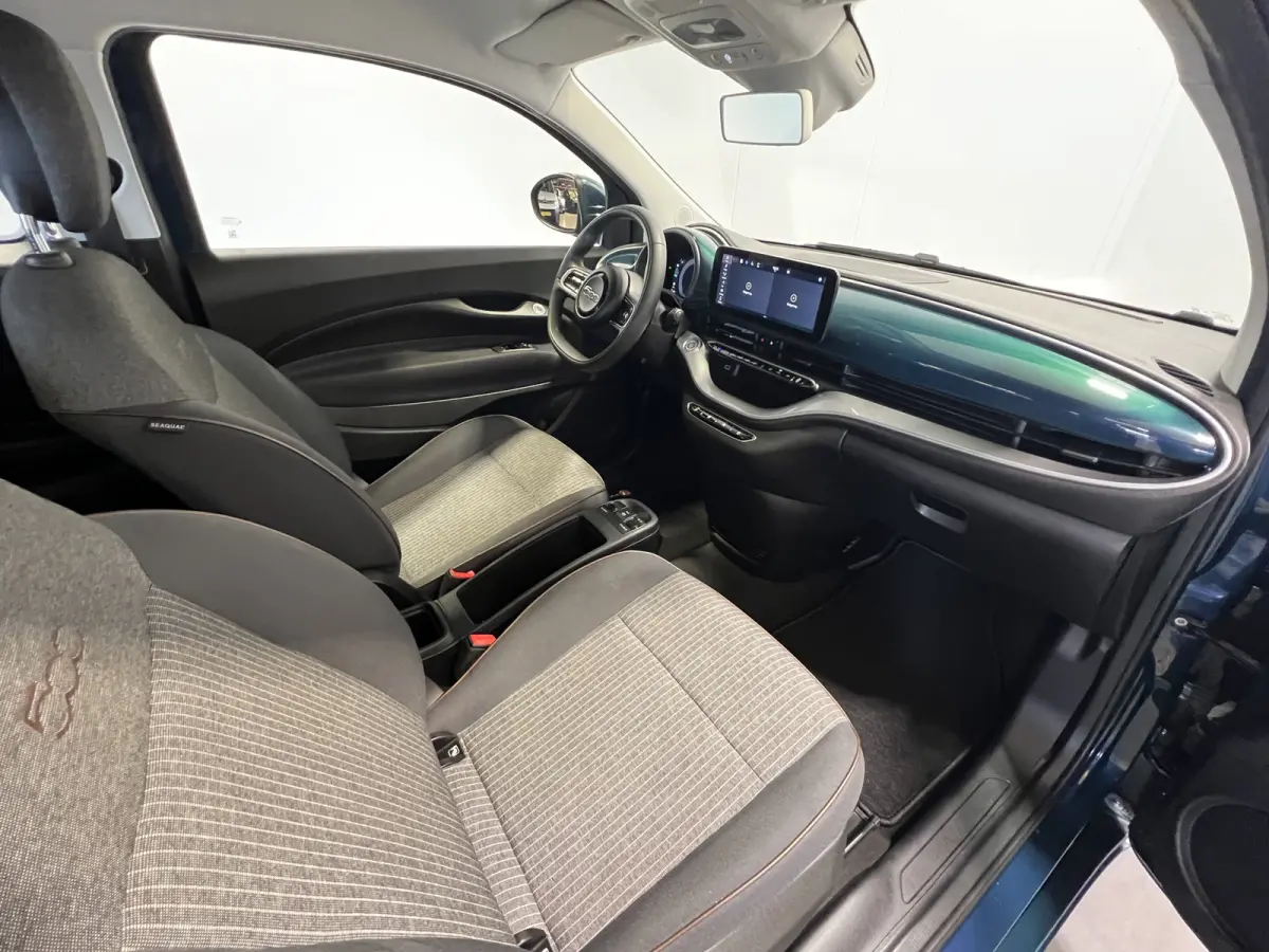 Icon 42 kWh | SoH 94.1% | Navigatie/Android/Apple Carplay | LM Velgen 16" | Cruise Control | DAB | Cruise Control | Airco |