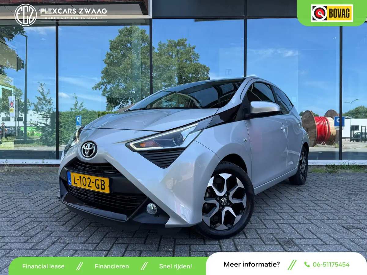1.0 VVT-i x-joy - Automaat - Climate - Trekhaak - Media - Org.NL