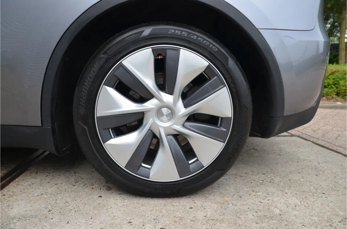 Long Range AWD 75 kWh Trekhaak (1.600kg), Enhanced AutoPilot3.0 (twv 3.800,-)