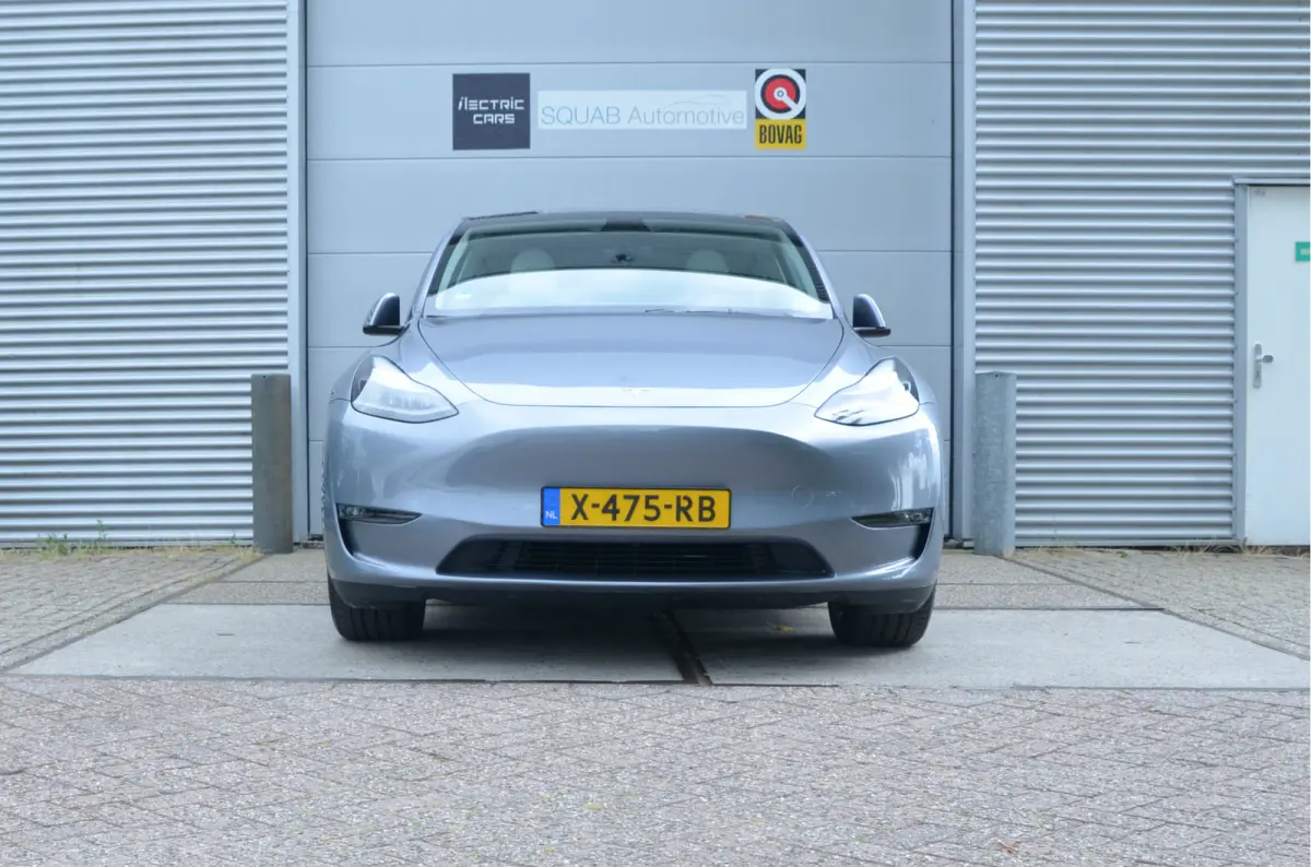 Long Range AWD 75 kWh Trekhaak (1.600kg), Enhanced AutoPilot3.0 (twv 3.800,-)