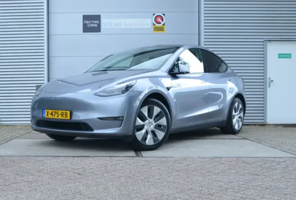 Long Range AWD 75 kWh Trekhaak (1.600kg), Enhanced AutoPilot3.0 (twv 3.800,-)