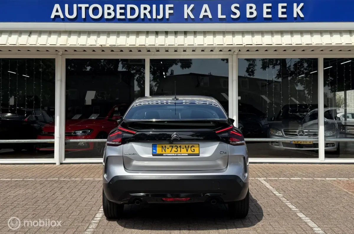1.2 PureTech Feel|Automaat|Carplay|Camera|Stoelverwarming|Stuurverwarming|
