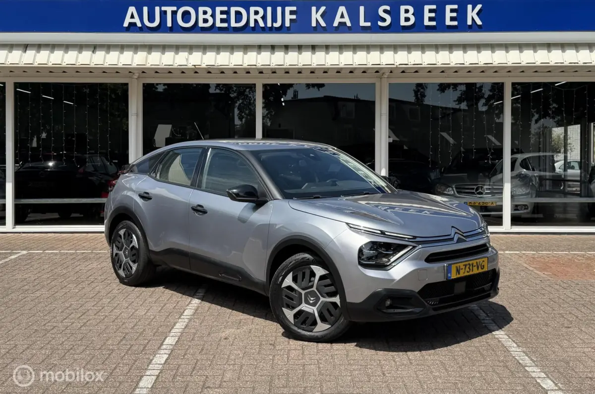 1.2 PureTech Feel|Automaat|Carplay|Camera|Stoelverwarming|Stuurverwarming|