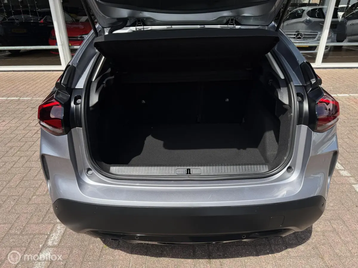 1.2 PureTech Feel|Automaat|Carplay|Camera|Stoelverwarming|Stuurverwarming|