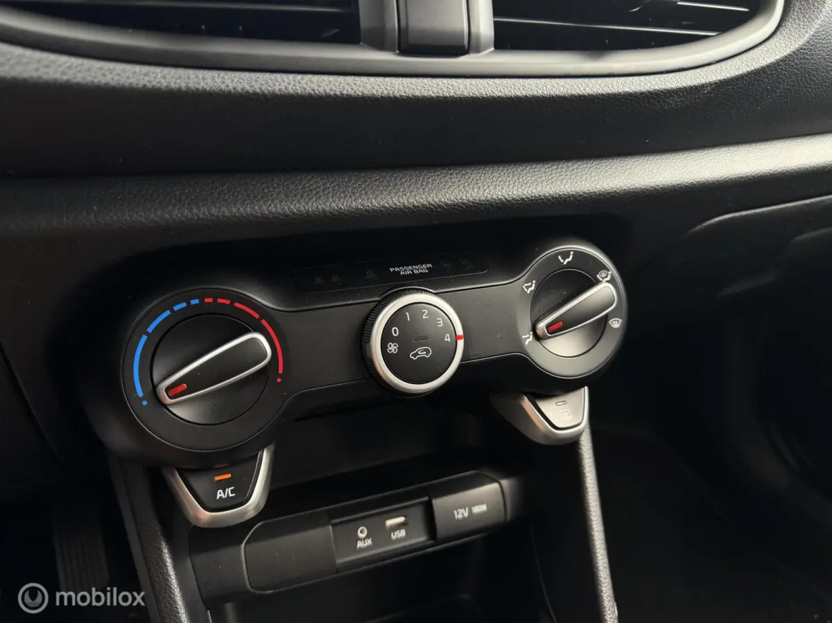 1.0 CVVT ComfortPlusLine Navigatie|Cruise|Camera|Airco|