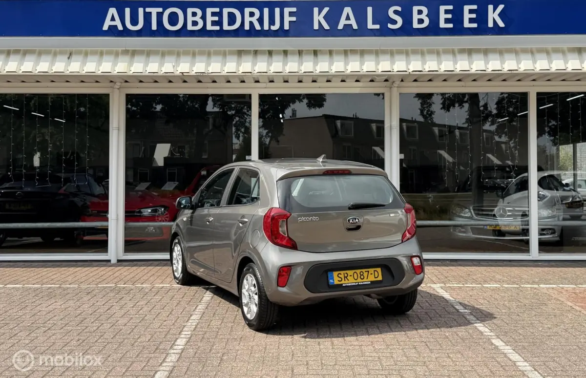 1.0 CVVT ComfortPlusLine Navigatie|Cruise|Camera|Airco|