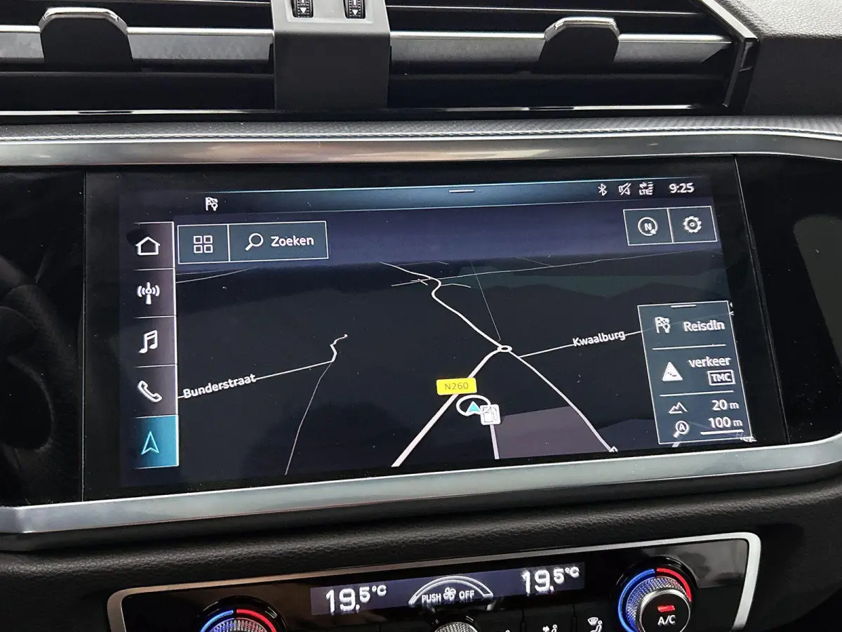 40 TFSI quattro S Line 190 PK | S-line | Panoramadak | Navigatie | Trekhaak | Navigatie | Sfeerverlichting | Adaptive Cruise Control | Lichtmetalen velgen |