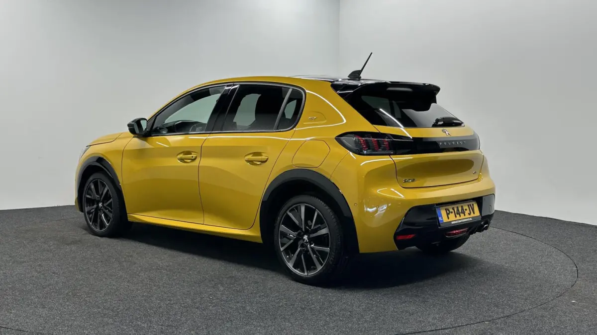 1.2 PureTech GT Pack Pano Carplay Camera Stoelverwarming