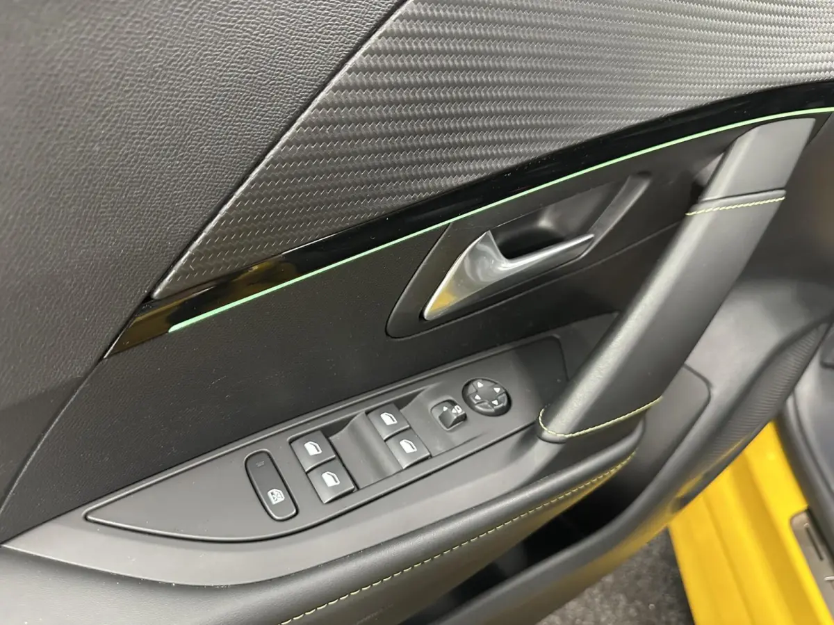1.2 PureTech GT Pack Pano Carplay Camera Stoelverwarming