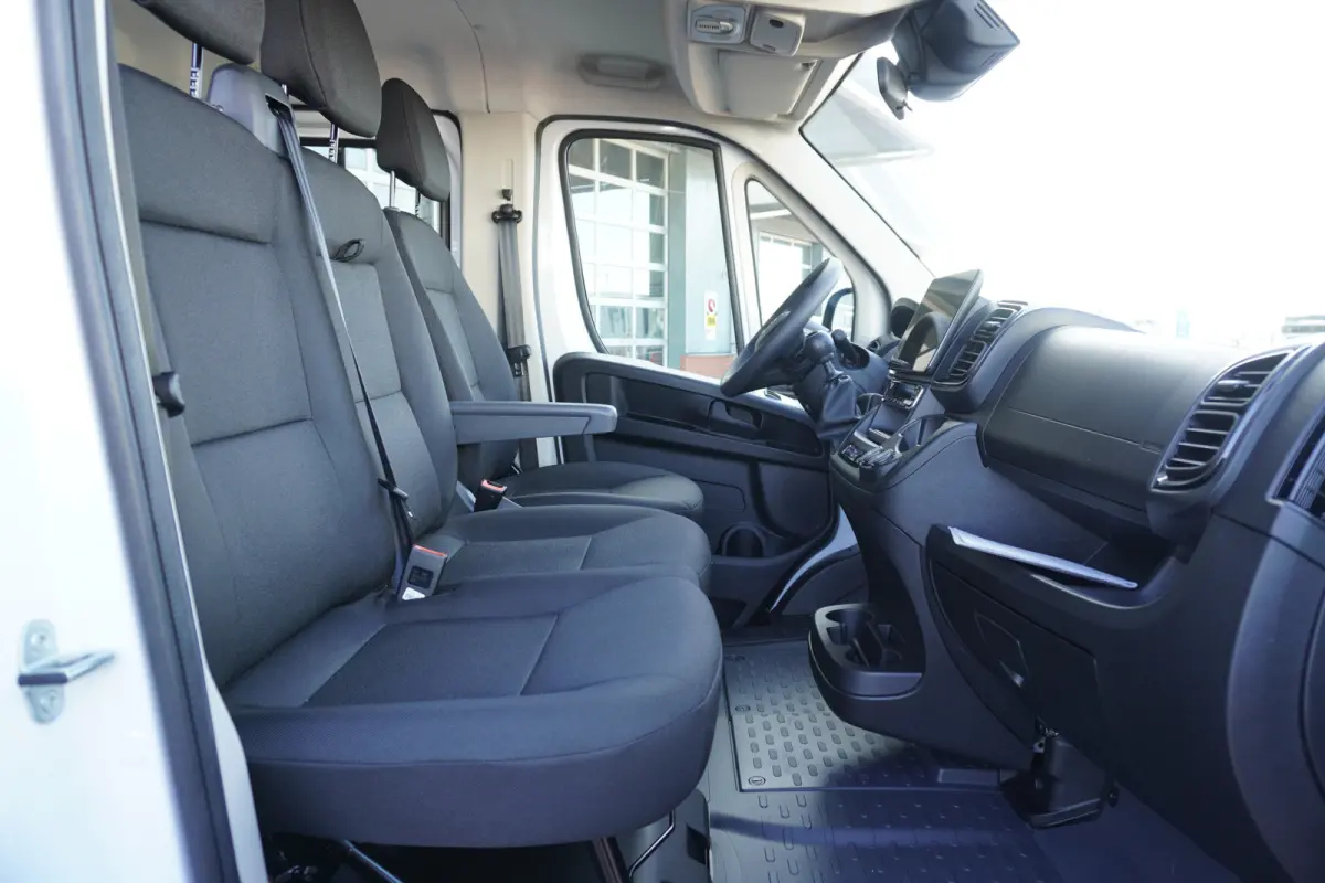Pick-up Dubbelcabine 2.2 BlueHDi 140PK L4 3.5t Heavy Nr. V116 | Airco | Navi | Cruise | Camera | 7 Persoons