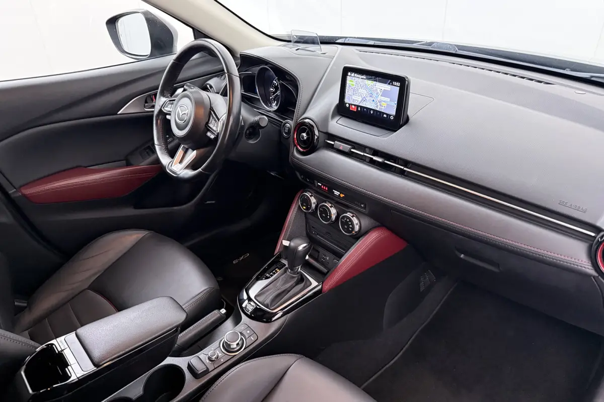 2.0 e-SkyActiv Aut. Head-up Display Trekhaak BOSE Camera